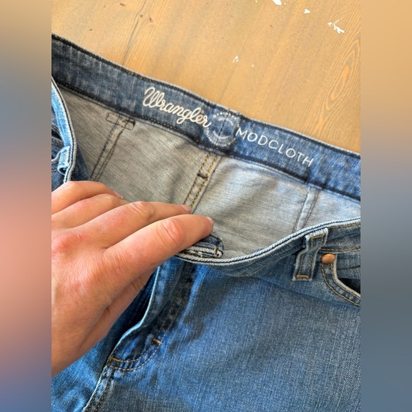 Wrangler Women's Flare Jeans Size 33 - Picture 5 of 7